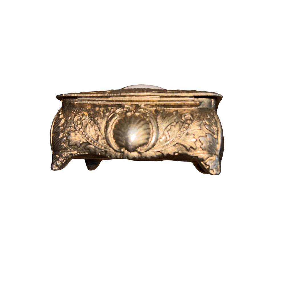 Vintage Gold Tone Metal Footed Trinket Jewelry Box Victorian Scene Japan - Picture 2 of 4